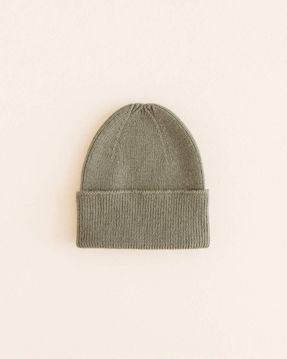 Hvid Newborn Beanie "Fonzie" Artichoke