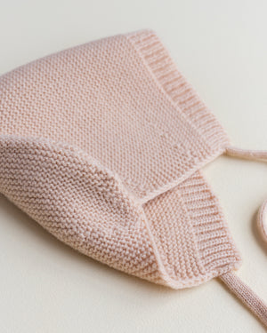 Hvid Baby Strickmütze "Dolly" Apricot