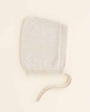 Hvid Newborn Strickmütze "Pixie" Cream