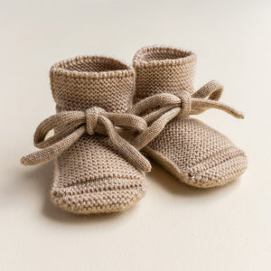 Hvid Baby Finken aus Merinowolle in der Farbe Sand