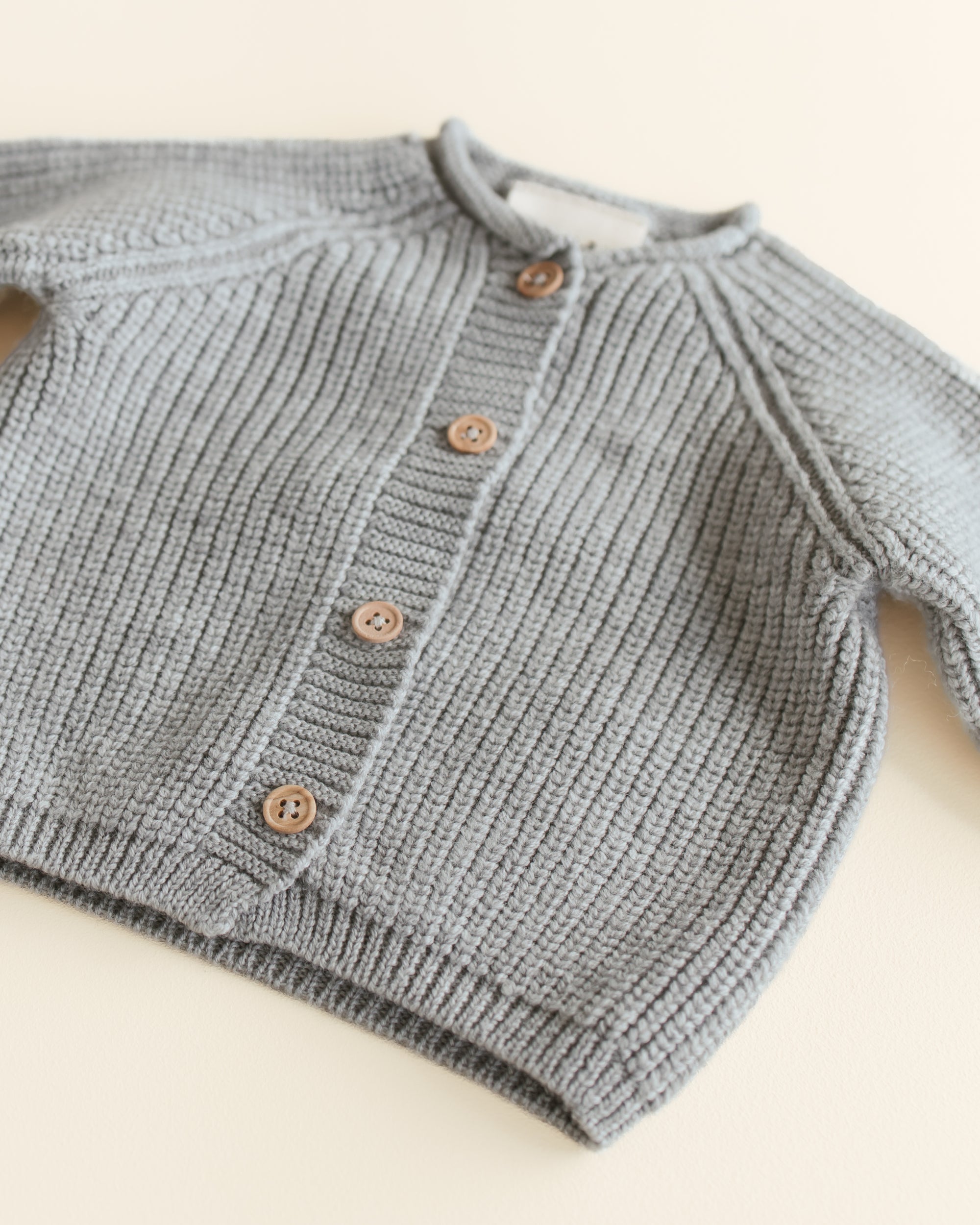 Hvid Cardigan Merinowolle "Inga" Grey Melange