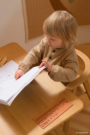 Table enfant Nobodinoz Growing Green - Chêne Naturel