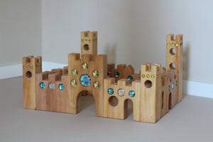 Bauspiel grosses Märchenschloss | 16 Teile