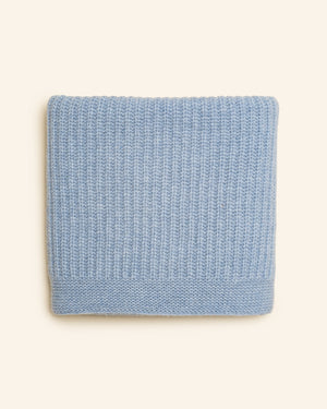Hvid Babydecke "Kiki" Frost Blue