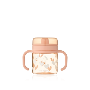 Liewood Kylo Tritan Sippy Cup in Sweethearts Pale Tuscany, Trinklernbecher aus Tritan mit 280 ml Fassungsvermögen