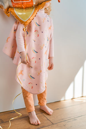 Little Casimir «Boo» Lätzchen | Rainbow Dreams