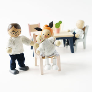 Le Toy Van Puppenfamilie | My Family