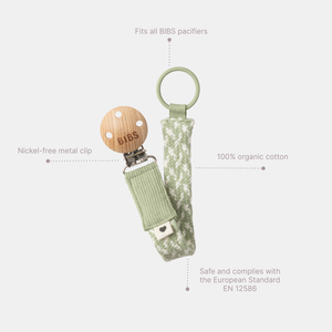 BIBS Pacifier Clip Braided Sage/Ivory – praktischer Schnullerhalter aus 100 % Bio-Baumwolle mit nickelfreiem Metallclip, kompatibel mit allen BIBS Schnullern.