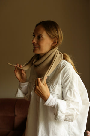 Hvid Dreieckstuch "Josephina" Sand