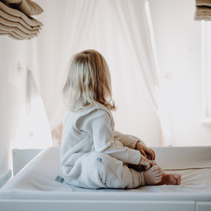 emma & noah Schlafsack mit Umschlag-Füssen 2.5 TOG | Essential Beige