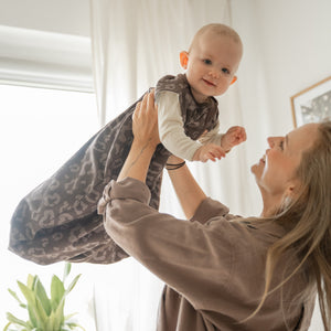 emma & noah Schlafsack 1.0 TOG in Leo Chocolate