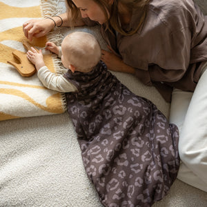 emma & noah Schlafsack 2.5 TOG in Leo Chocolate