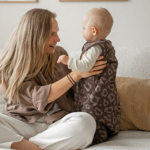 emma & noah Schlafsack 2.5 TOG in Leo Chocolate