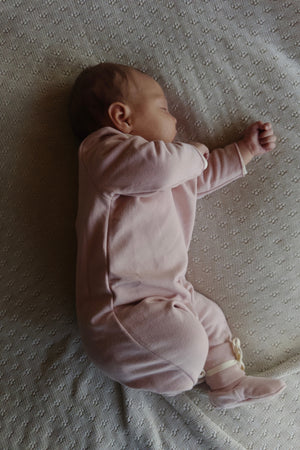 Gray Label Baby Strampler mit Druckknöpfen GOTS | Faded Pink