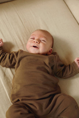 Gray Label Baby Strampler mit Druckknöpfen GOTS | Woody