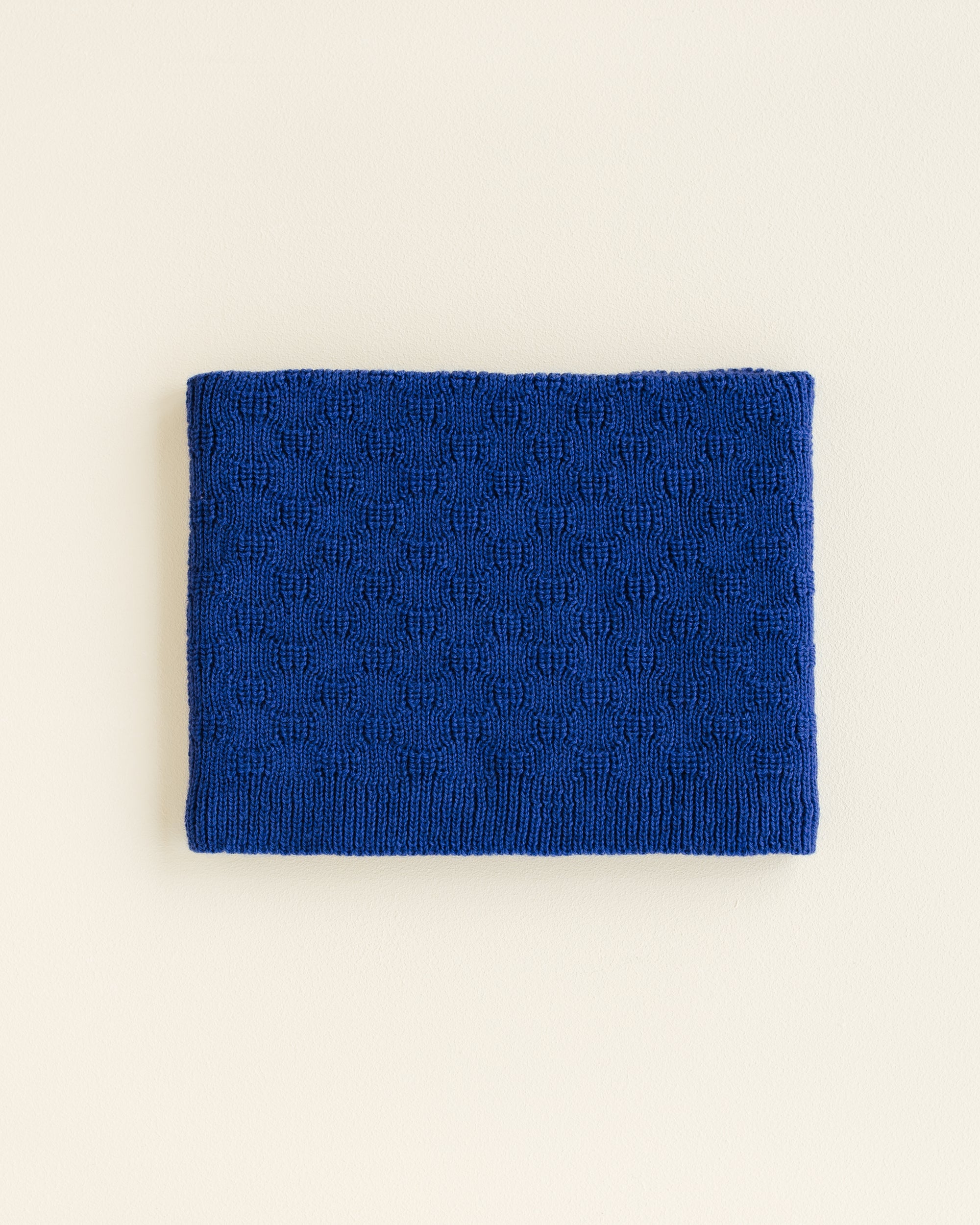 Hvid Schlauchschal "Gigi" Cobalt Blue