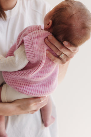 Hvid Baby Strickweste Merinowolle "Harvey" | Cotton Candy
