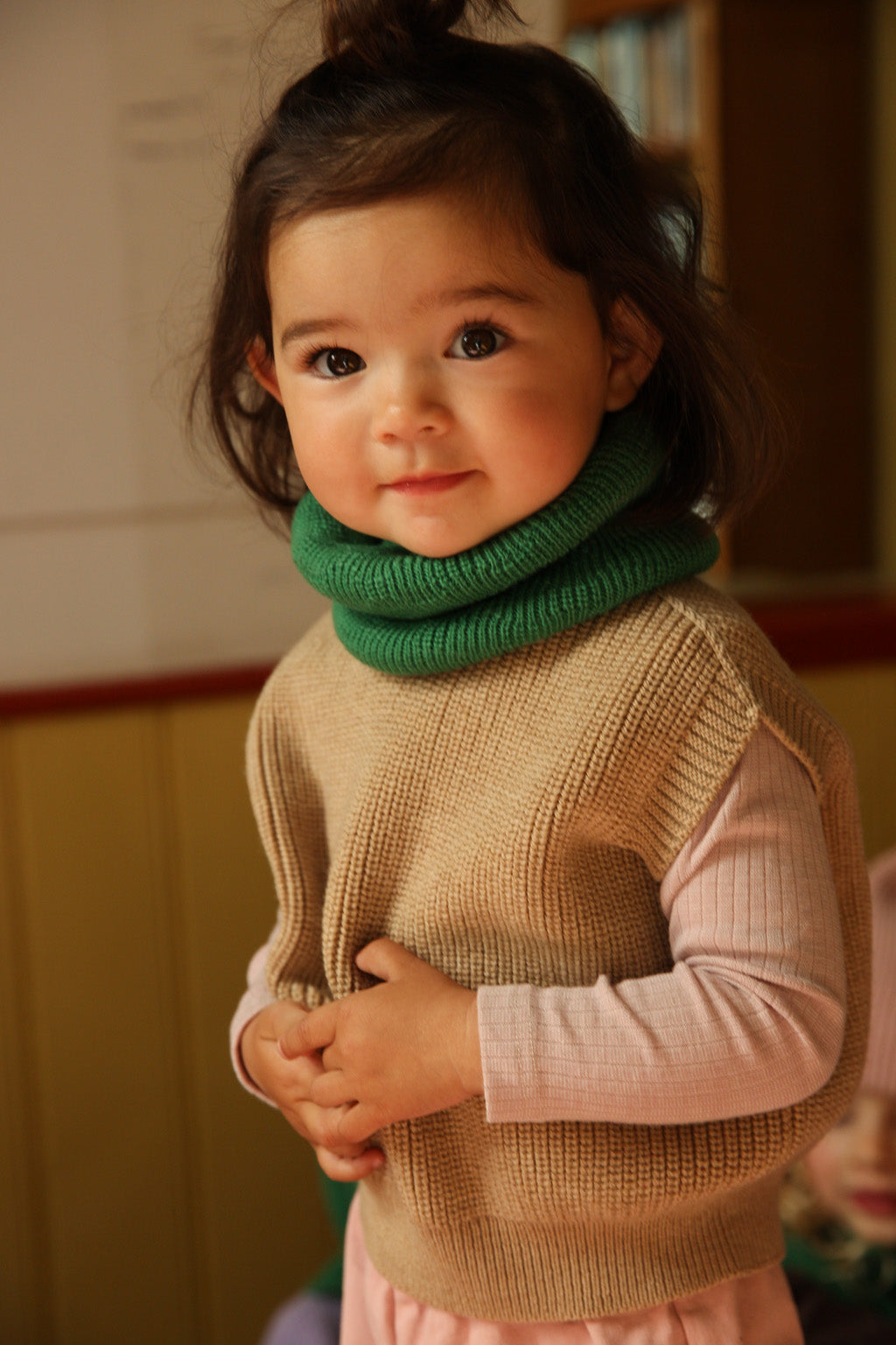 Hvid  Kinder Strick-Weste "Harvey" Sand