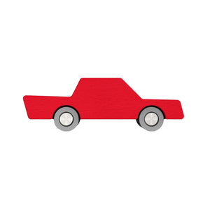 Rotes Holzauto von Waytoplay auf weißem Hintergrund – nachhaltiges Spielzeug aus Holz für Kinder.