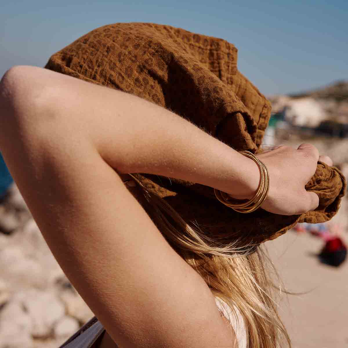 Rose in April  Muslin "Bianca" Leo Kümmel Schwarz