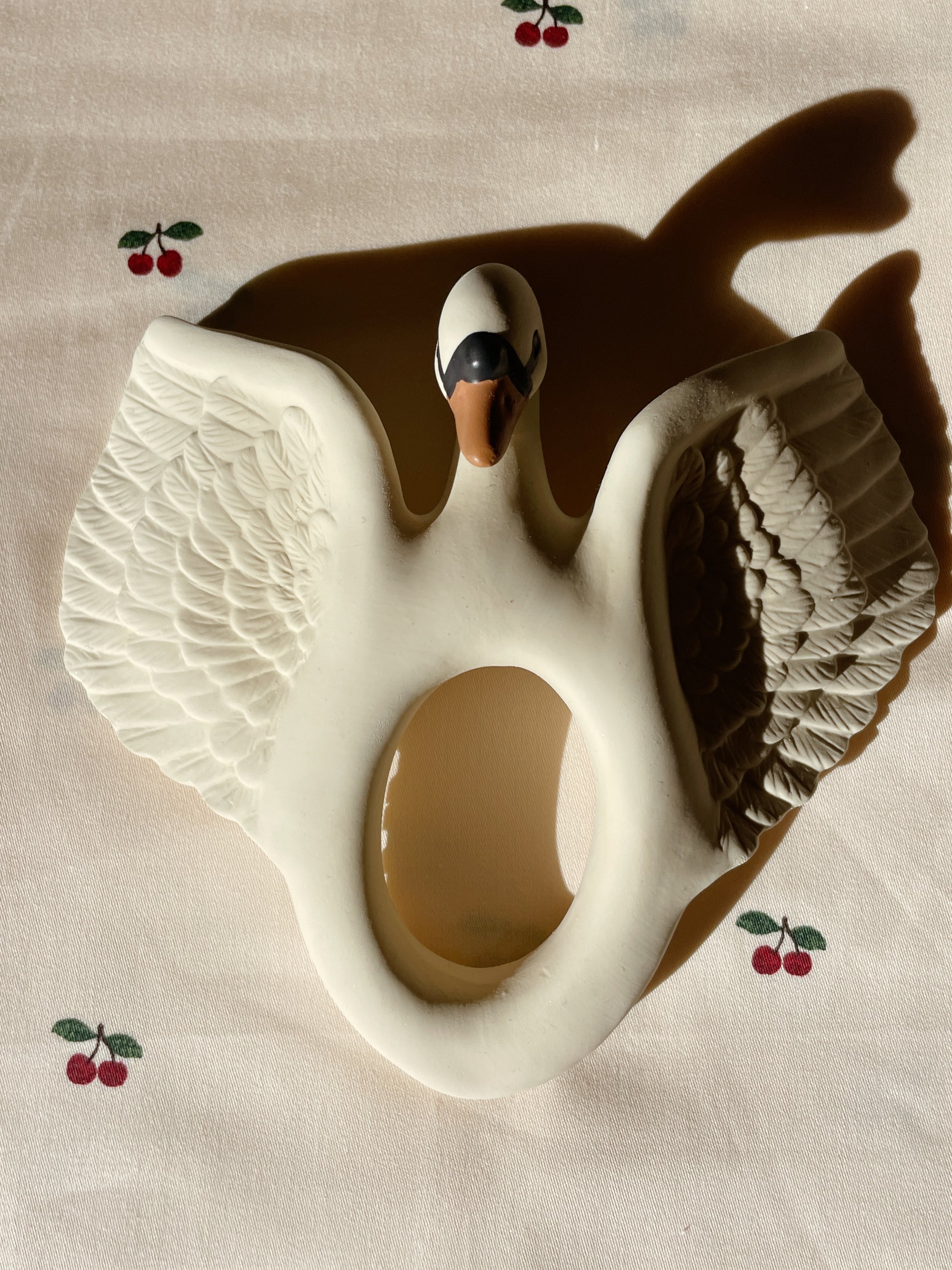 Konges Sløjd Beissring "Schwan" Off White