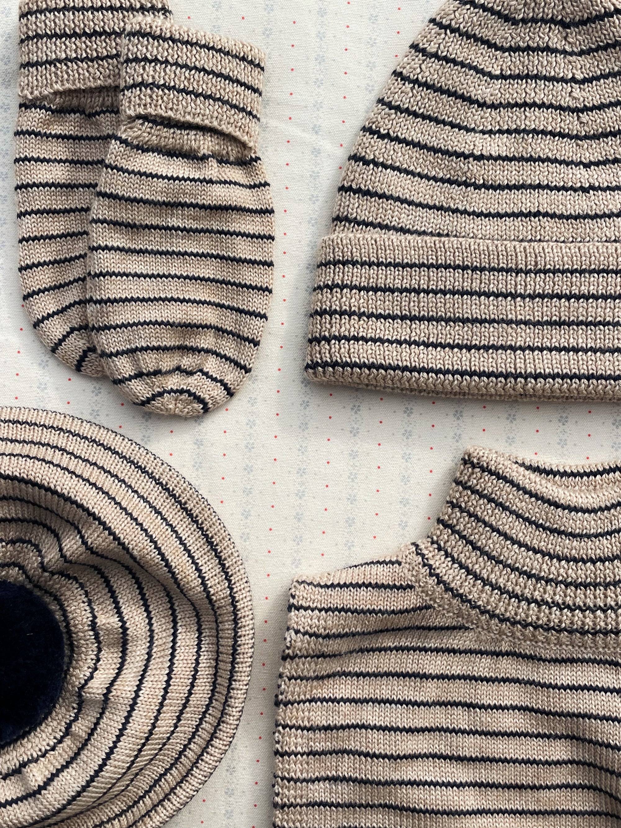 Konges Sløjd Merino Strickmütze "Louli" Stripe Blue