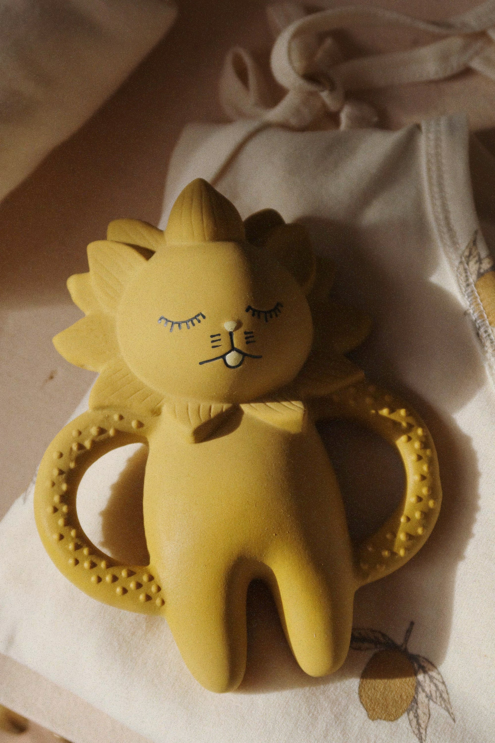 Konges Sløjd Beissring "Lion Mustard"