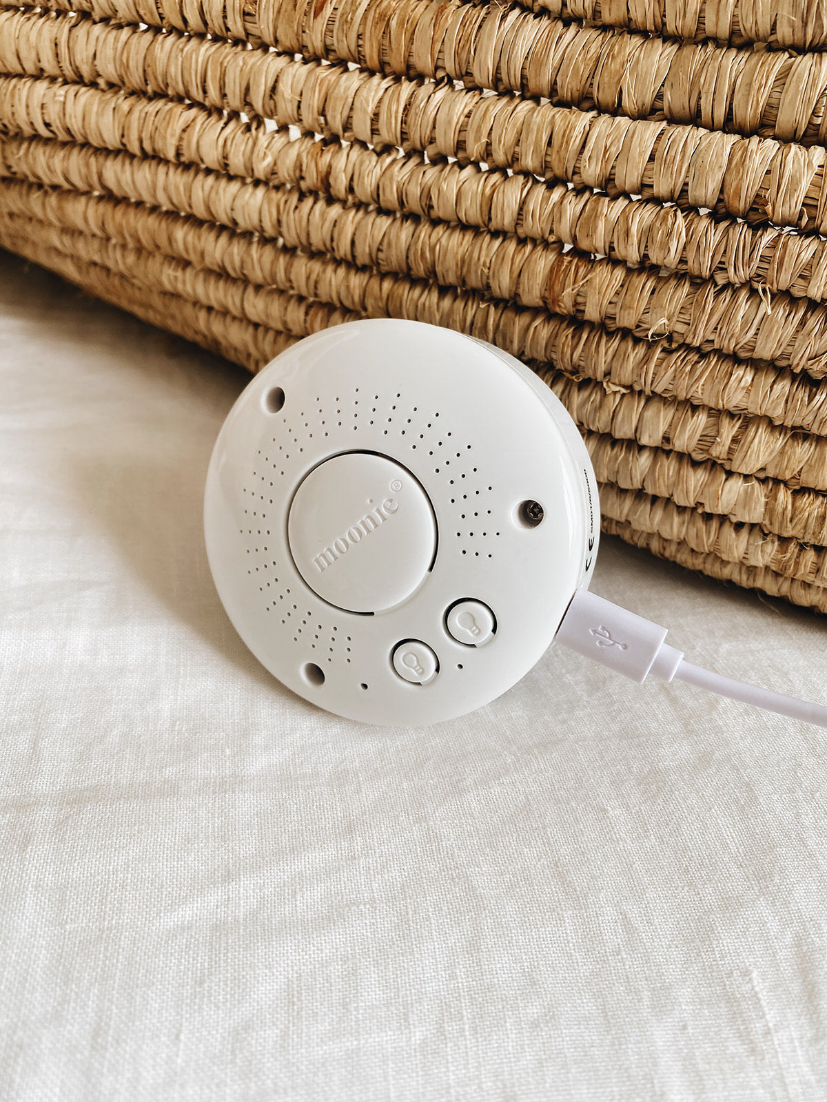 Moonie Hase mit Licht 2.0 "Organic Humming Bunny" | Polar