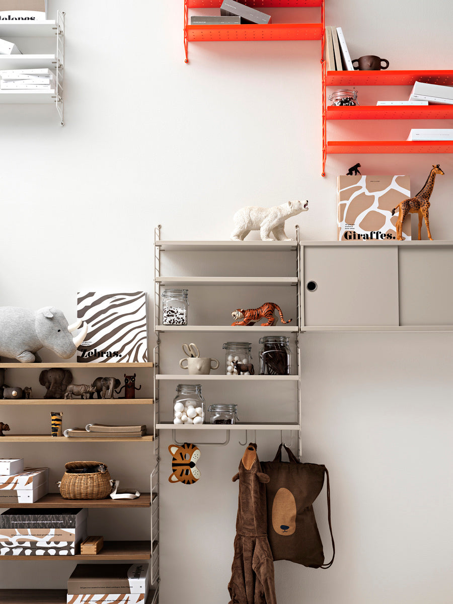 String Furniture Pocket Wandregal Esche/Weiss