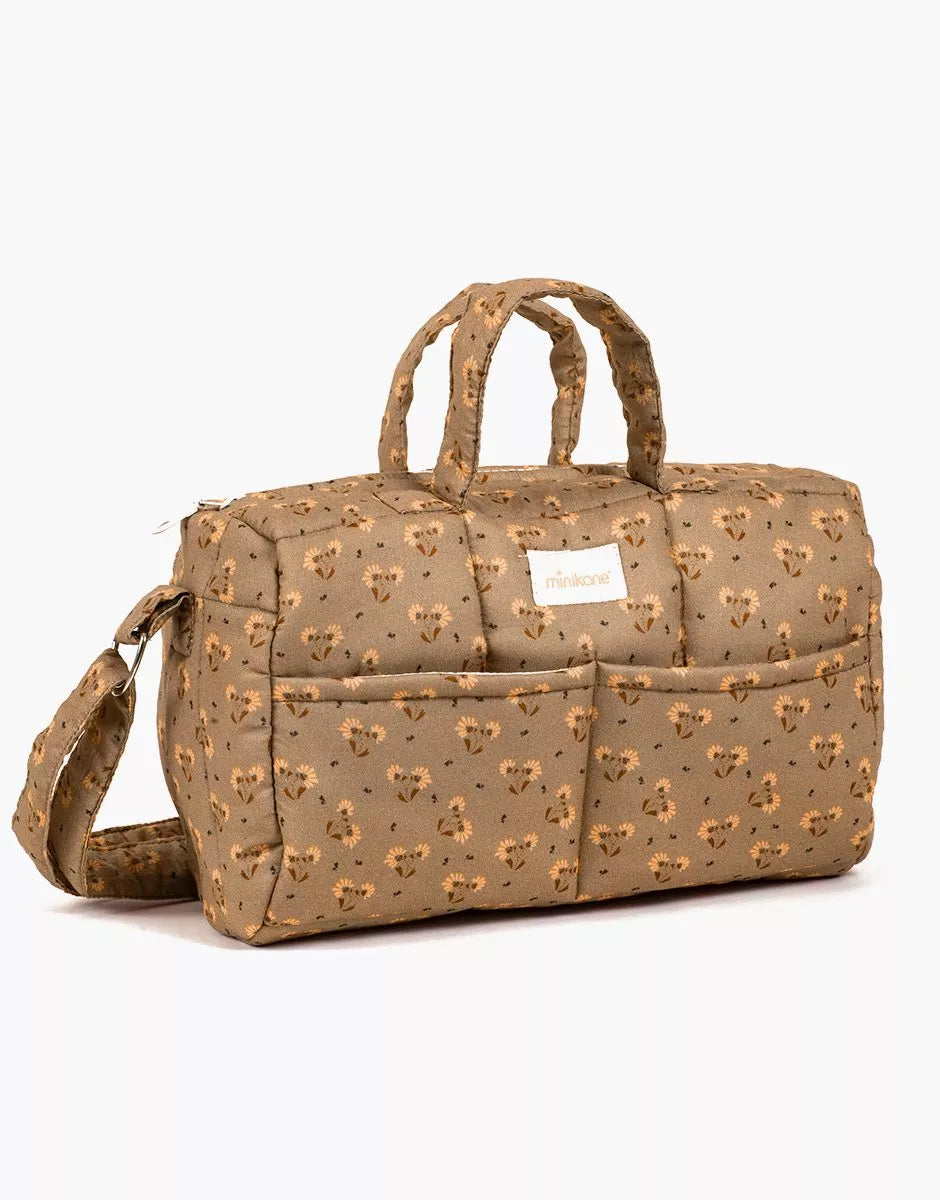 Minikane Puppen-Wickeltasche „Eloïse“ mit Blumenprint, aus Baumwollgaze, vielseitig für Puppen oder kleine Dinge