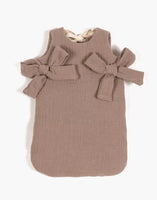 Minikane Puppen-Schlafsack in Mokka mit Schleife, weiches Material, geeignet für Minikane Puppen