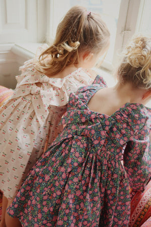 Konges Sløjd Kleid "Cianna" Bow Cherry Pink Motiv