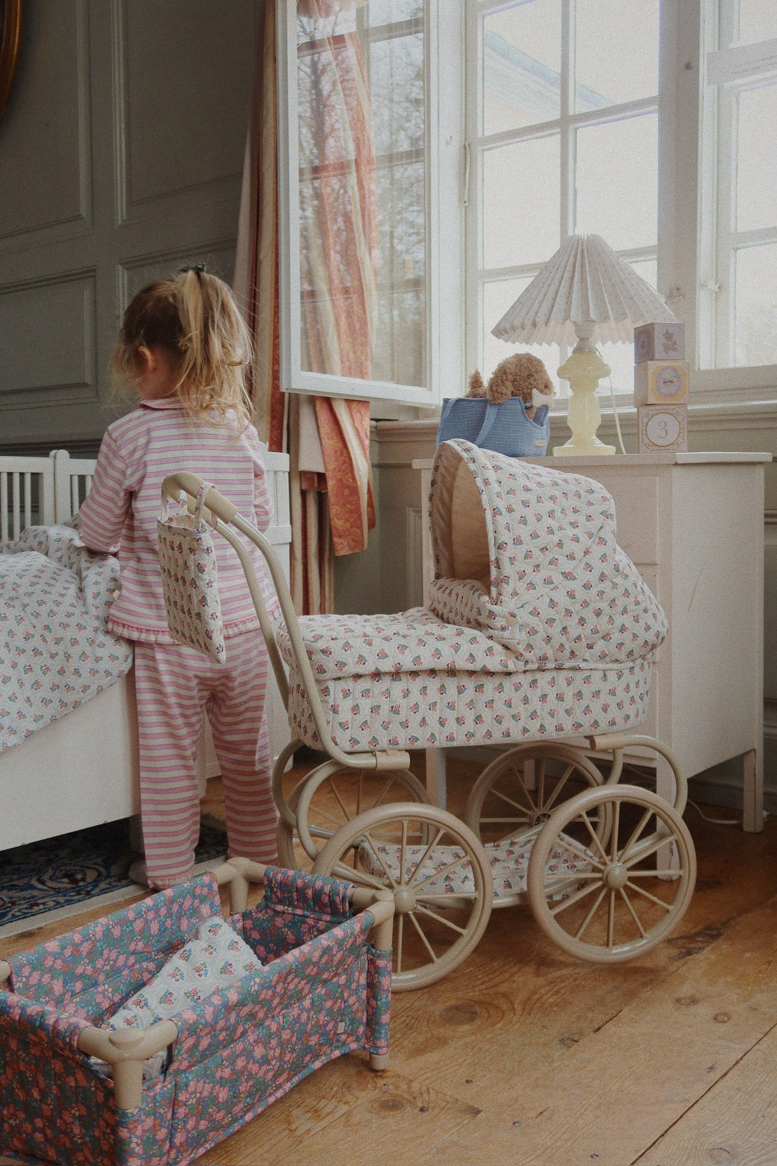 Konges Sløjd Puppen-Kinderwagen "Mini Doll Pram Verona Blues"