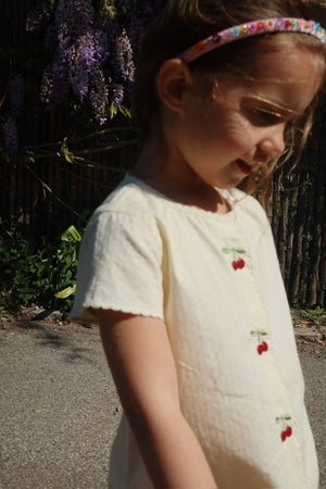 Konges Sløjd Kleid "Evia Cherry" | Cloud Cream