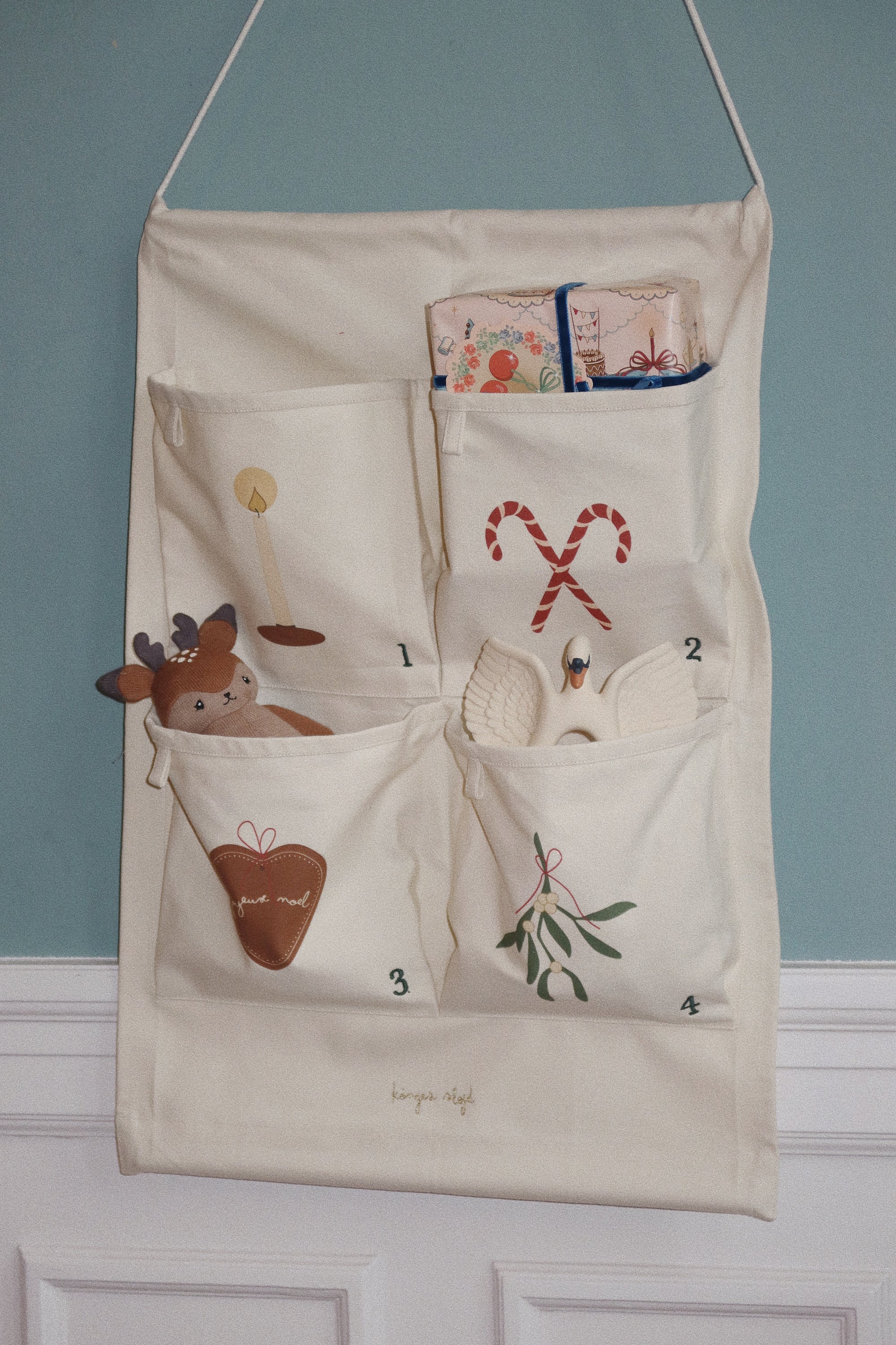 Konges Sløjd Beissring "Schwan" Off White