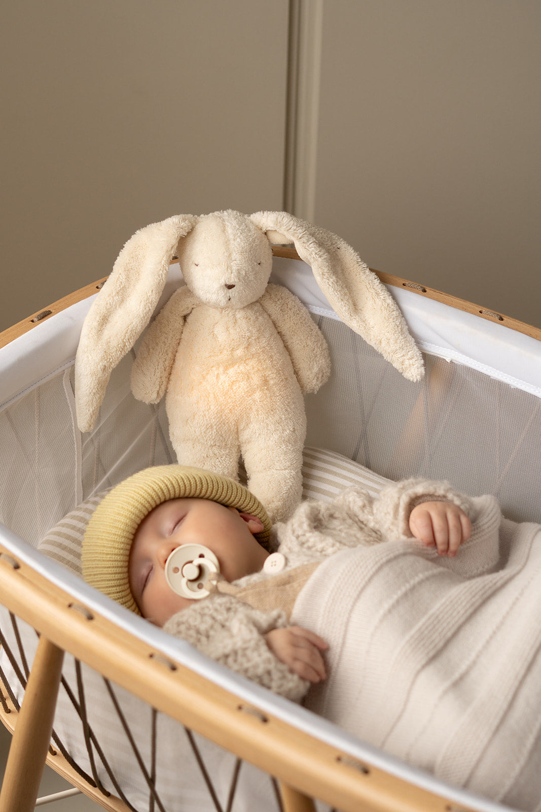 Moonie Hase mit Licht 2.0 "Organic Humming Bunny" | Sand