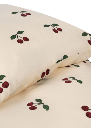 Konges Sløjd Baby Bedding "Ma Grande Cerise" 70 x 100cm