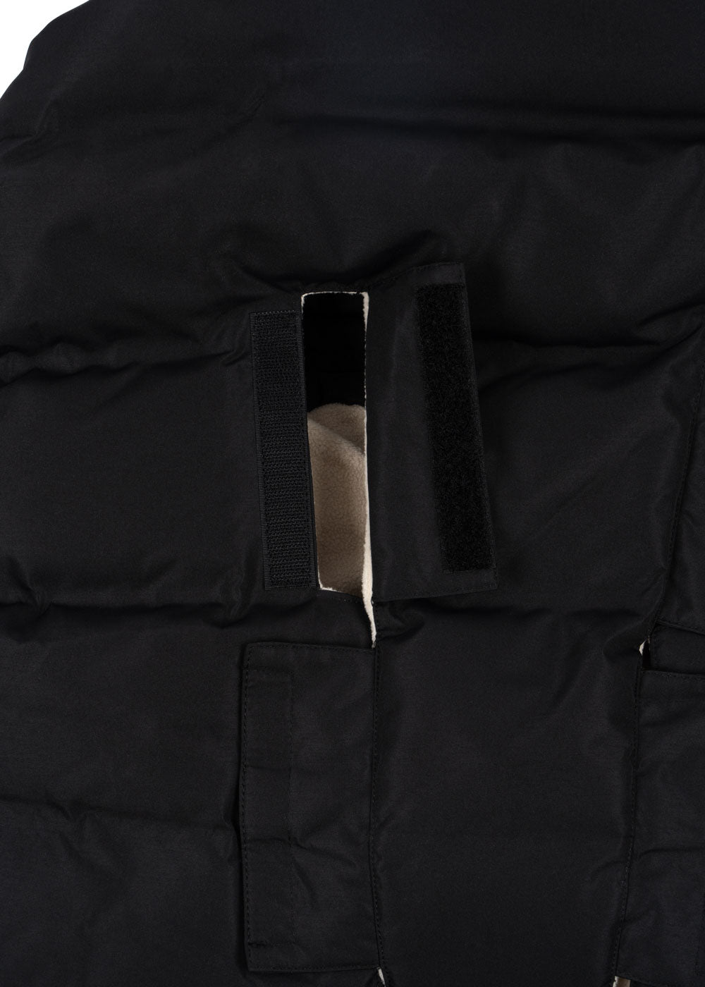 Konges Sløjd Fussack "Nemuri" Black