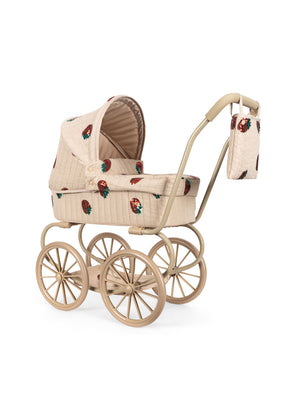 Konges Sløjd Puppen-Kinderwagen Minnie Tulle in Strawberry, leichter Puppenwagen mit Tüll-Bezug für Kinder zum Spielen und Mitnehmen von Puppen