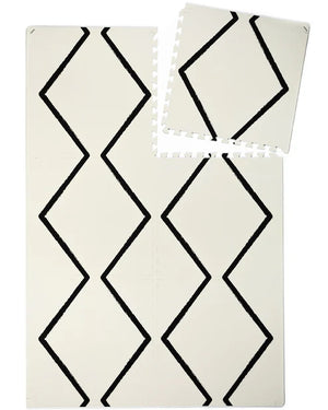 eeveve Spielmatte „Beni“ in Ecru – elegante, gepolsterte Puzzlematte mit modernem Design, gefertigt aus hochwertigem, ungiftigem EVA-Schaum.