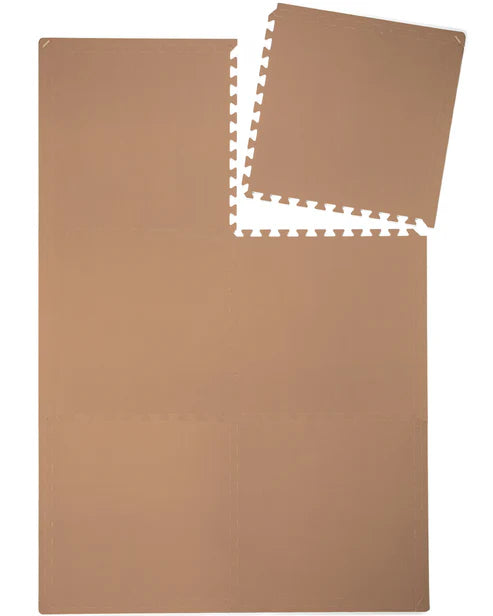 eeveve Spielmatte „Zimt“ – elegante, gepolsterte Puzzlematte mit modernem Design, gefertigt aus hochwertigem, ungiftigem EVA-Schaum.