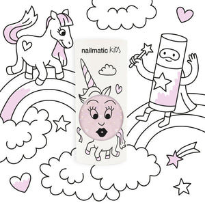 Nailmatic Kids Nagellack „Polly“ klares Pink mit Glitzer – vegan, wasserbasiert, abwaschbar und sicher für Kinder ab 3 Jahren.