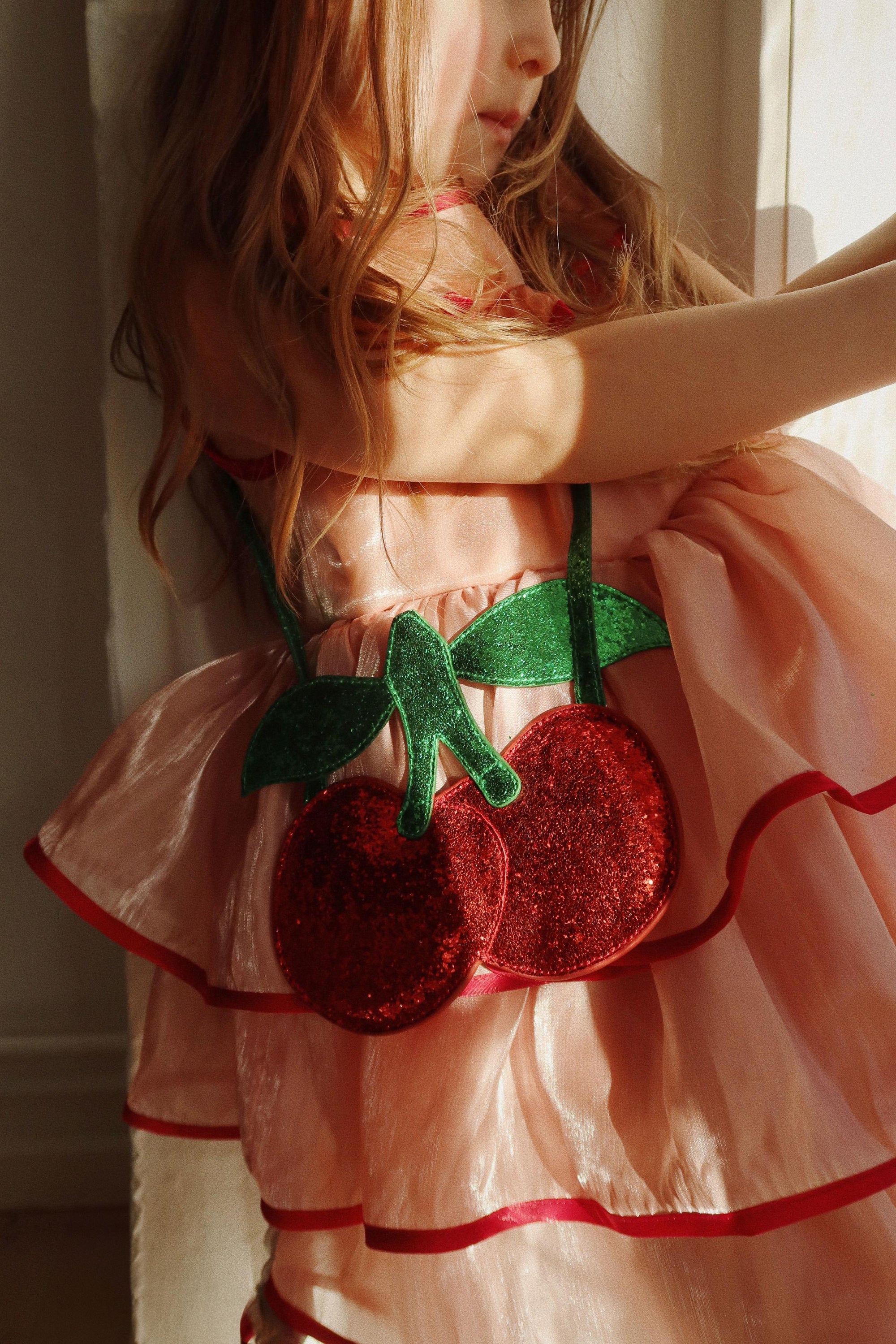 Konges Sløjd Umhängetasche "Cherry" Barbados Cherry