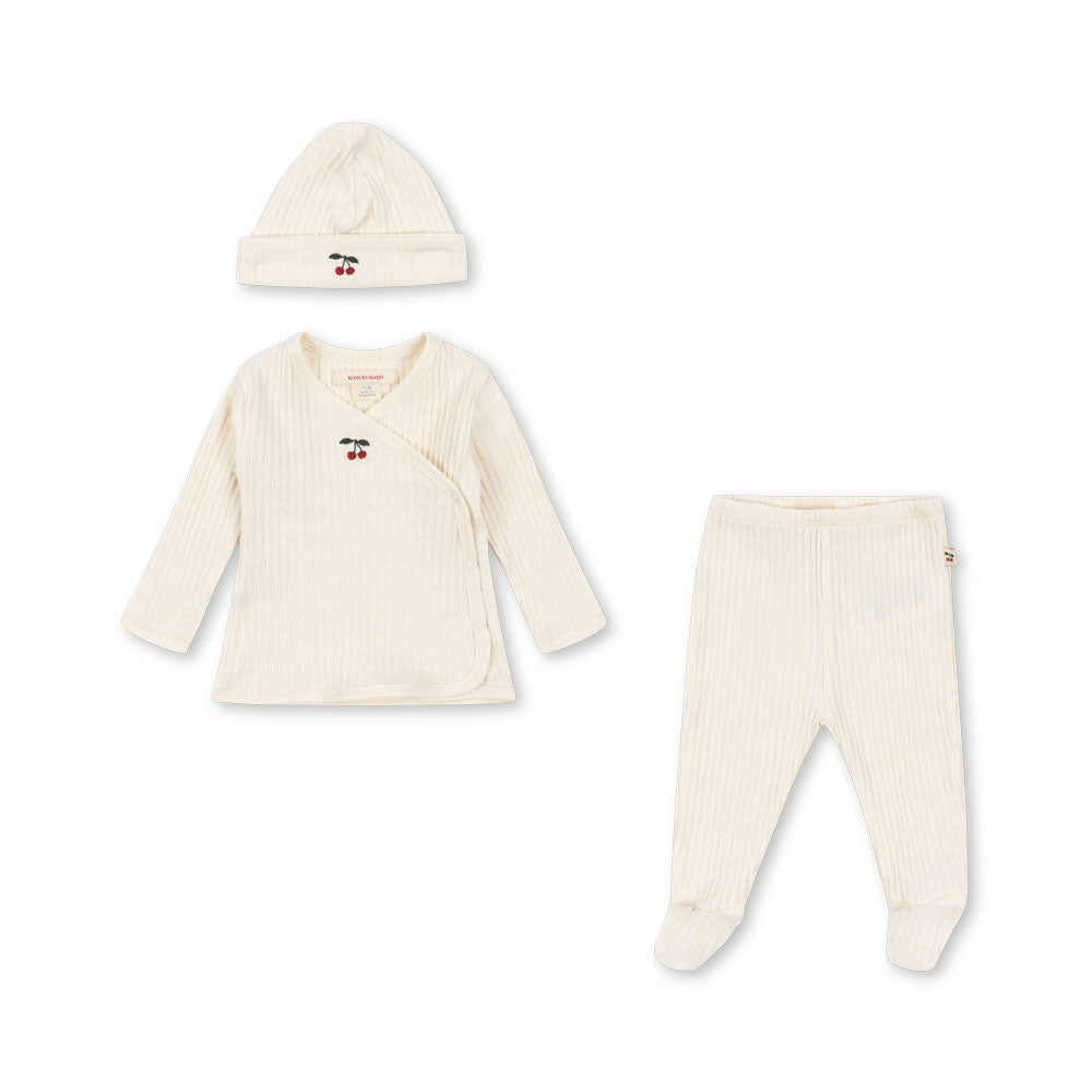 "Konges Sløjd Geschenk-Set Nia – Cherry Lemon Design für Neugeborene"