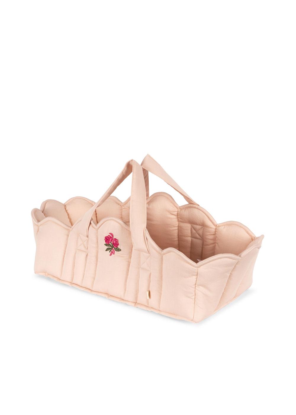 Konges Sløjd Puppen-Tragetasche in Cameo Rose – weiche Tragetasche aus Bio-Baumwolle mit Henkeln für Puppen und Kuscheltiere.