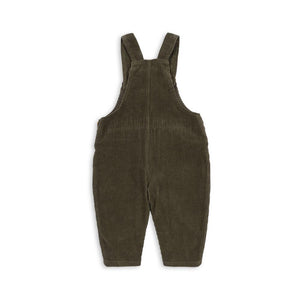 Konges Sløjd Kord-Latzhose „Sully“ in Kalamata – grüne Bio-Baumwoll-Latzhose mit verstellbaren Trägern aus Cordstoff