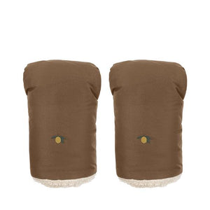 Konges Sløjd Kinderwagen-Handschuhe „Nohr“ in der Farbe Walnut – warme, wind- & wasserabweisende Handwärmer mit weichem Teddy-Fleece.