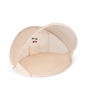 Konges Sløjd Strand Pop Up Zelt Navy Dot mit UV-Schutz UPF 50+ für Kinder