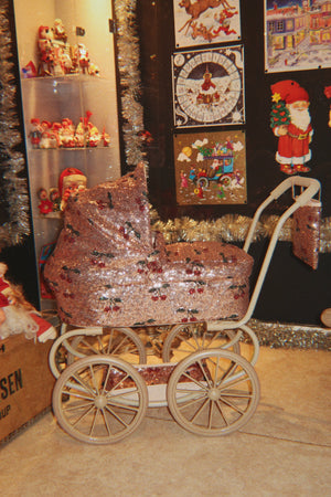 Konges Sløjd Puppenwagen "Sparkly Minnie Doll Pram Cherry Sequin"