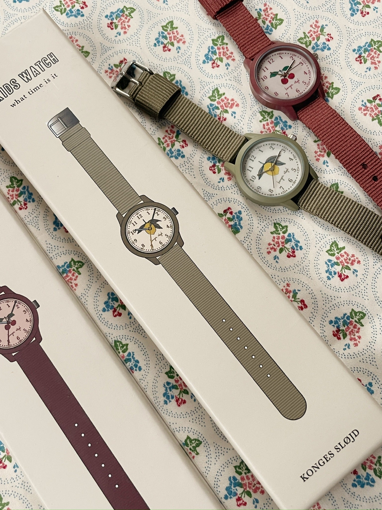 Konges Sløjd Kinderuhr | Cherry